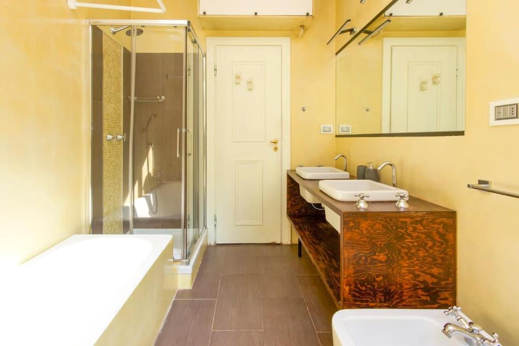 Apartamento Duomo Big House130Mq Vista Tempio Milán Exterior foto